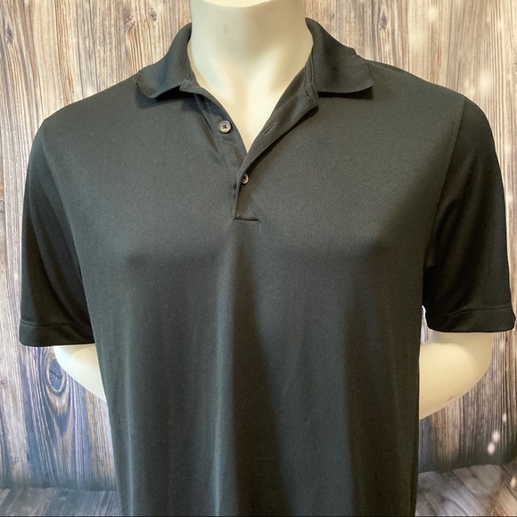 Sale 5 For $25 Men’s Nike Dry Fit Shirt - Picture 2 of 5